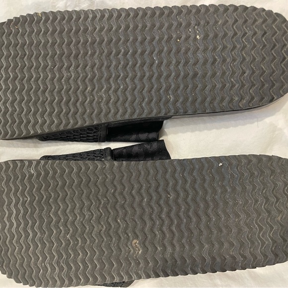 Stella McCartney slides - Picture 5 of 5